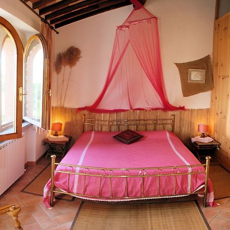 Вилла Borgo Fonte Lupo Роккастрада Экстерьер фото